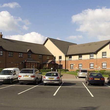 Premier Inn Barnsley وومبويل المظهر الخارجي الصورة