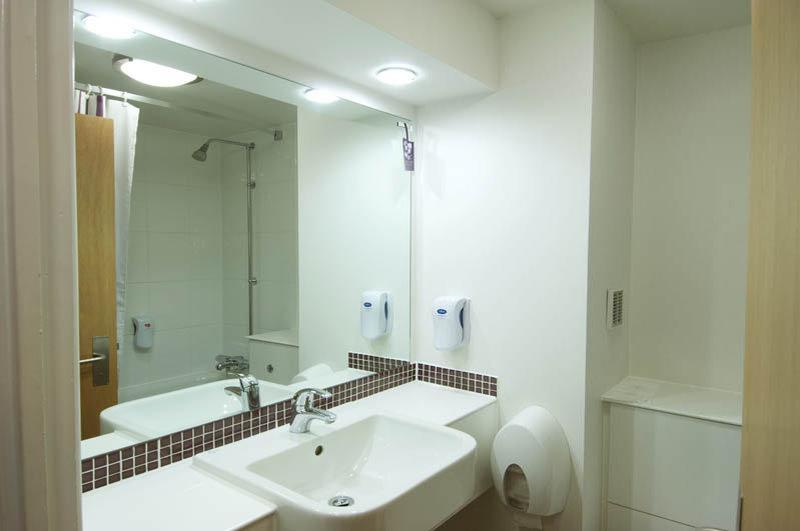 Premier Inn Barnsley وومبويل المظهر الخارجي الصورة